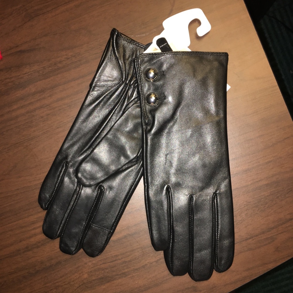 Michael Kors leather gloves